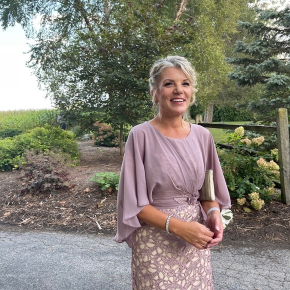 Mother of the Bride Groom Formal Floor Length Chiffon Lace Evening Dress - Picture 5 of 13